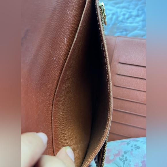 Vintage Louis Vuitton Monogram Wallet 7.5”x5” - Picture 15 of 17